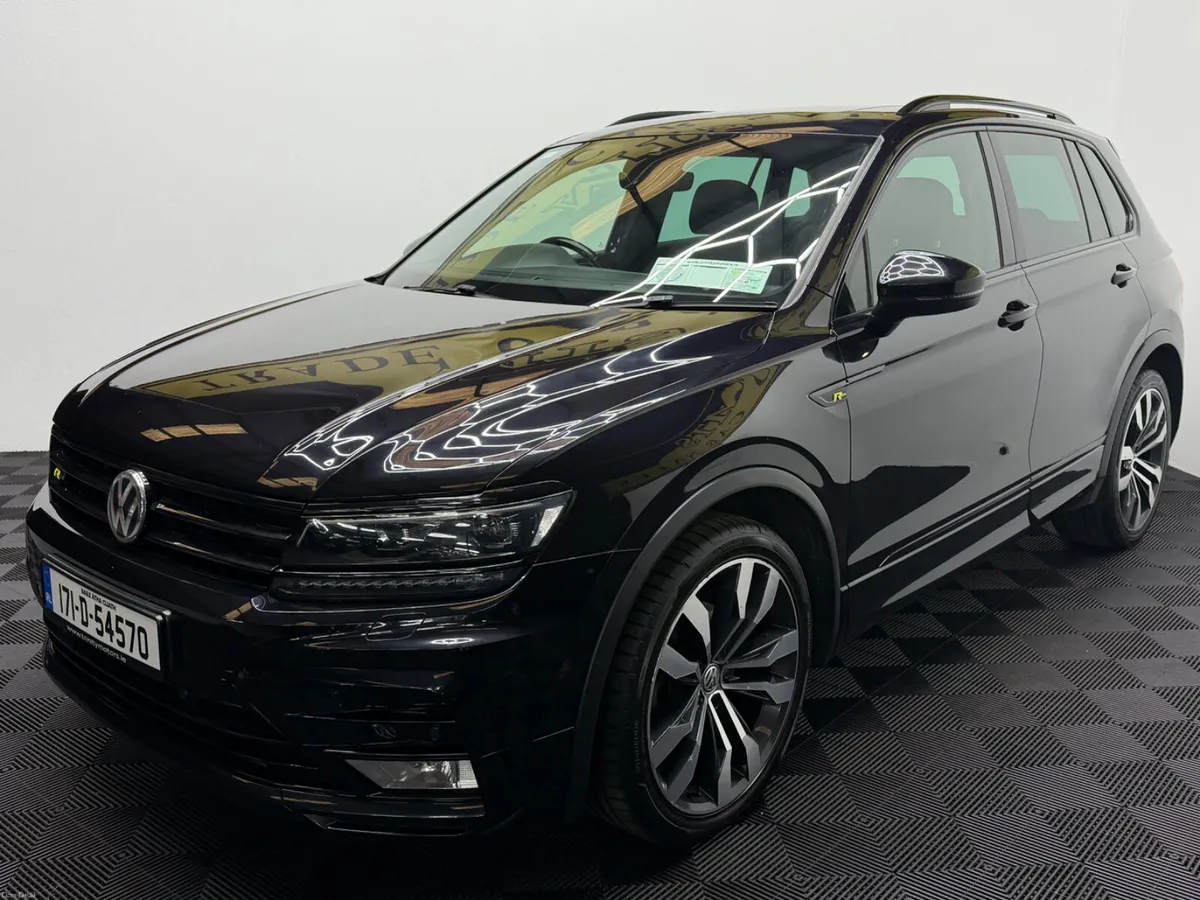 2017 Volkswagen Tiguan 2.0 R-Line - Image 4