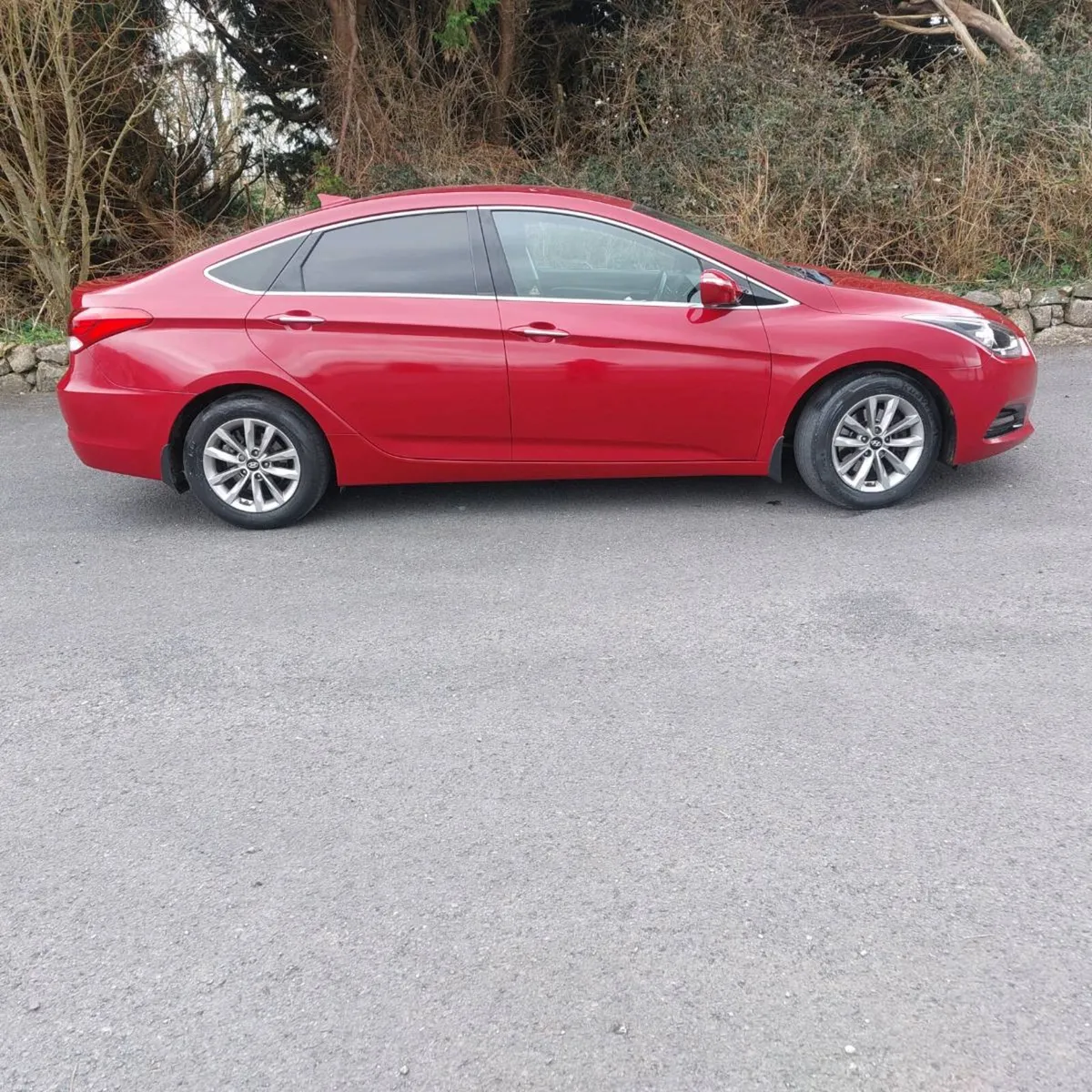 2012 hyundai i40 nct 3/27 tax6/26 114000mile - Image 2
