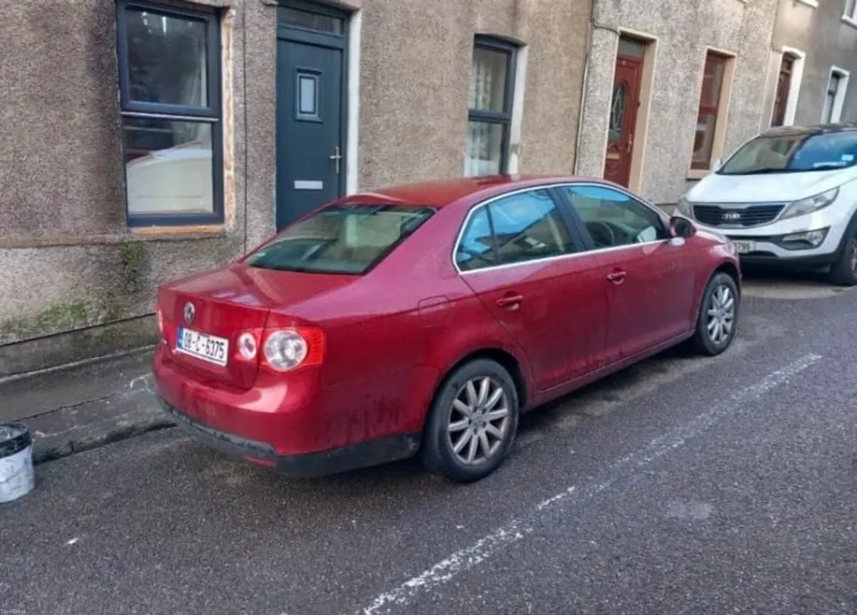 VW Passat 1.6 petrol - Image 3