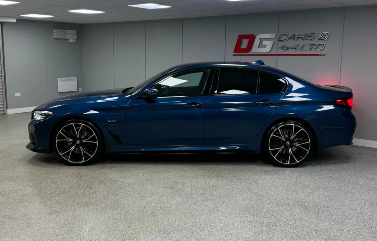 2022 BMW 530E M Sport LCI Automatic Pro Edition - Image 4