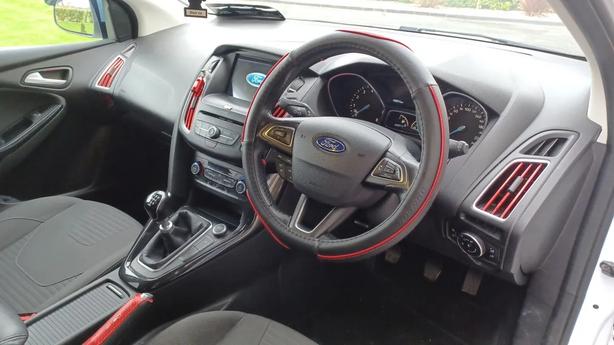 STUNNING 2018 FORD FOCUS - Image 1