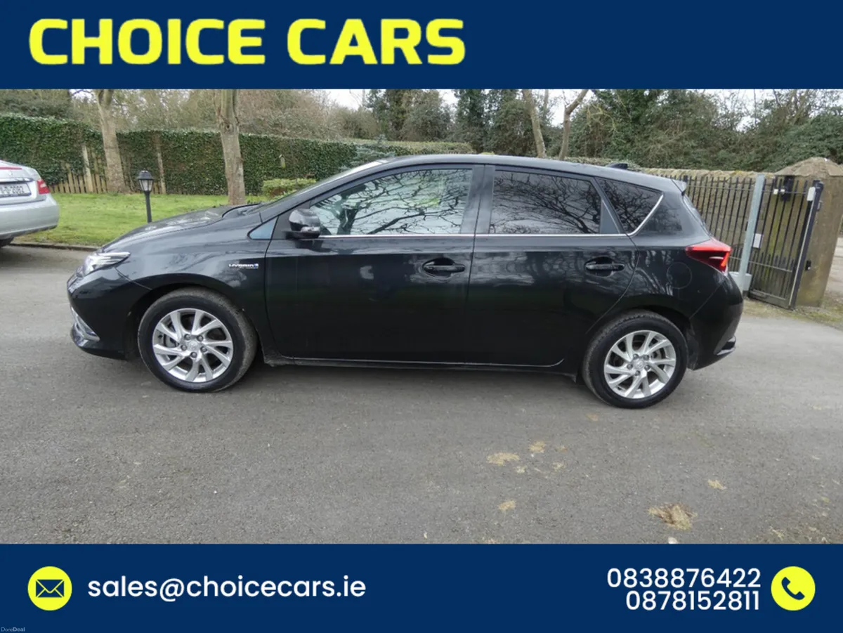Toyota Auris 1.8 AUTO HYBRID - Image 3