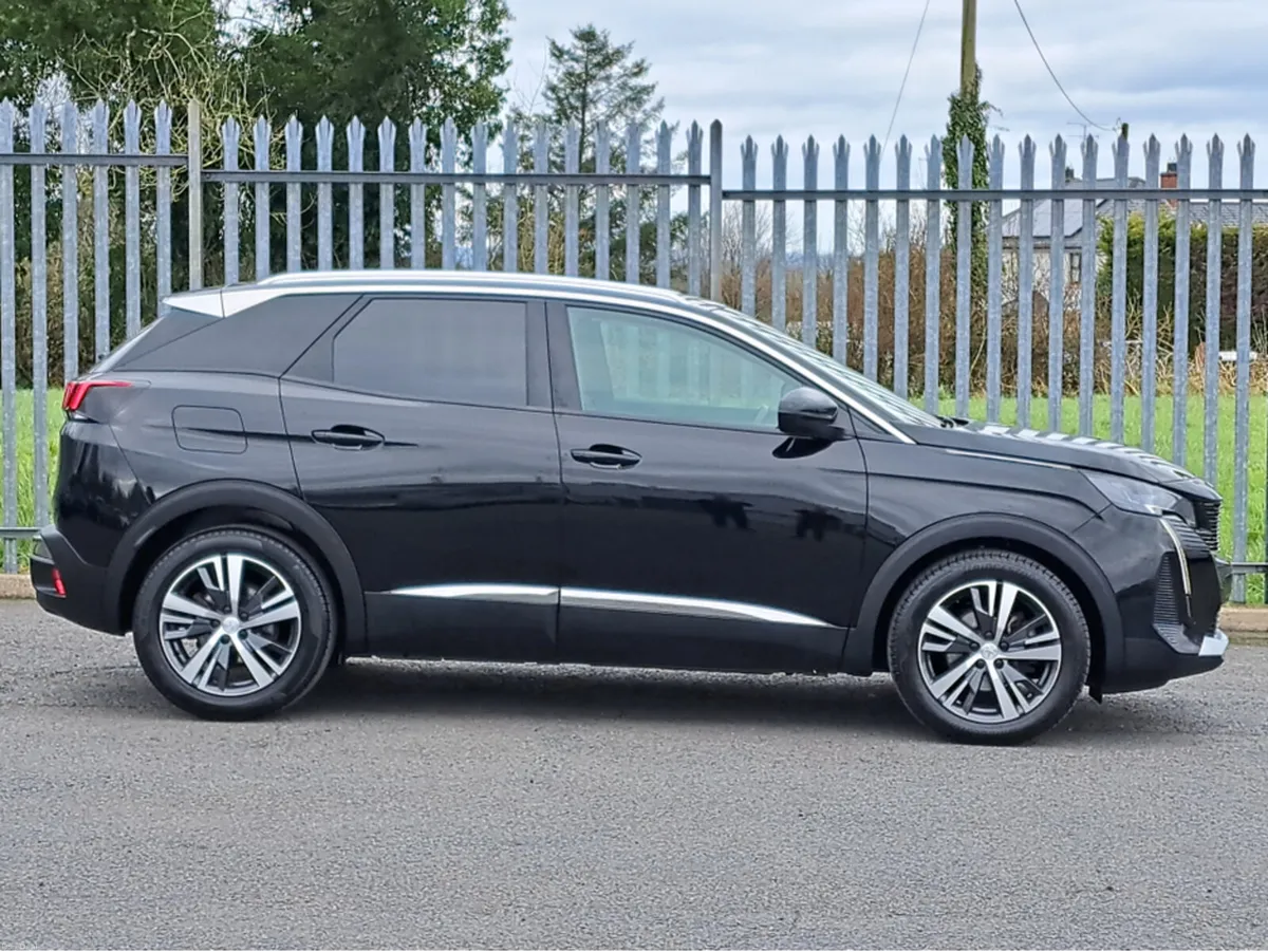 Peugeot 3008 ALLURE PREMIUM 1.5TD 130BHP **REVERSI - Image 2