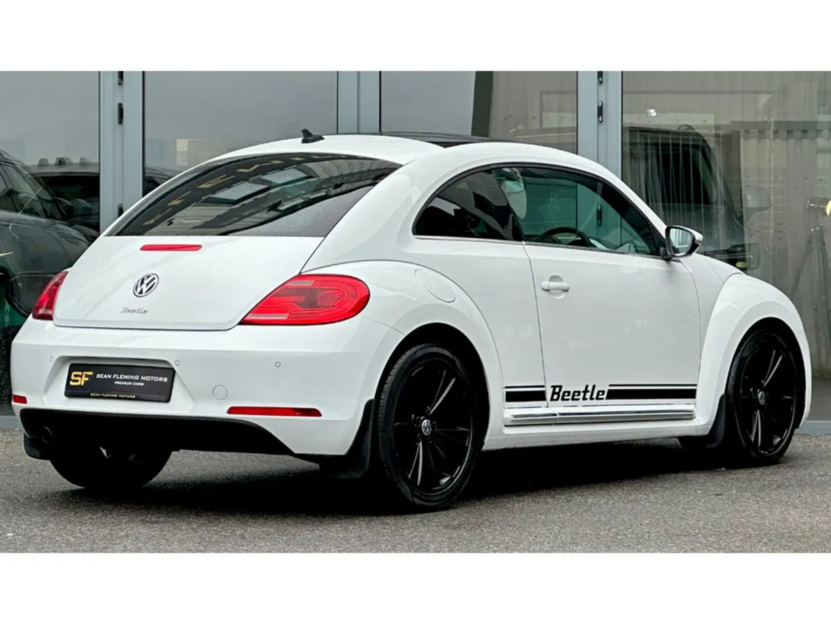 Volkswagen Beetle DSN 2.0 TDI MANUAL 5SPEED BLUEMO - Image 4