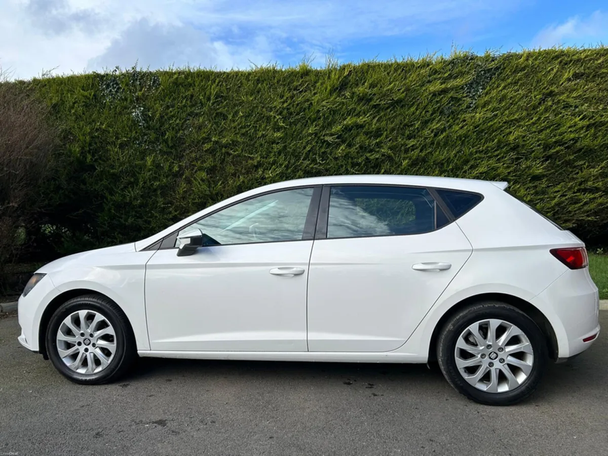 SEAT Leon 1.6 TDI 90HP SE 5DR - Image 4