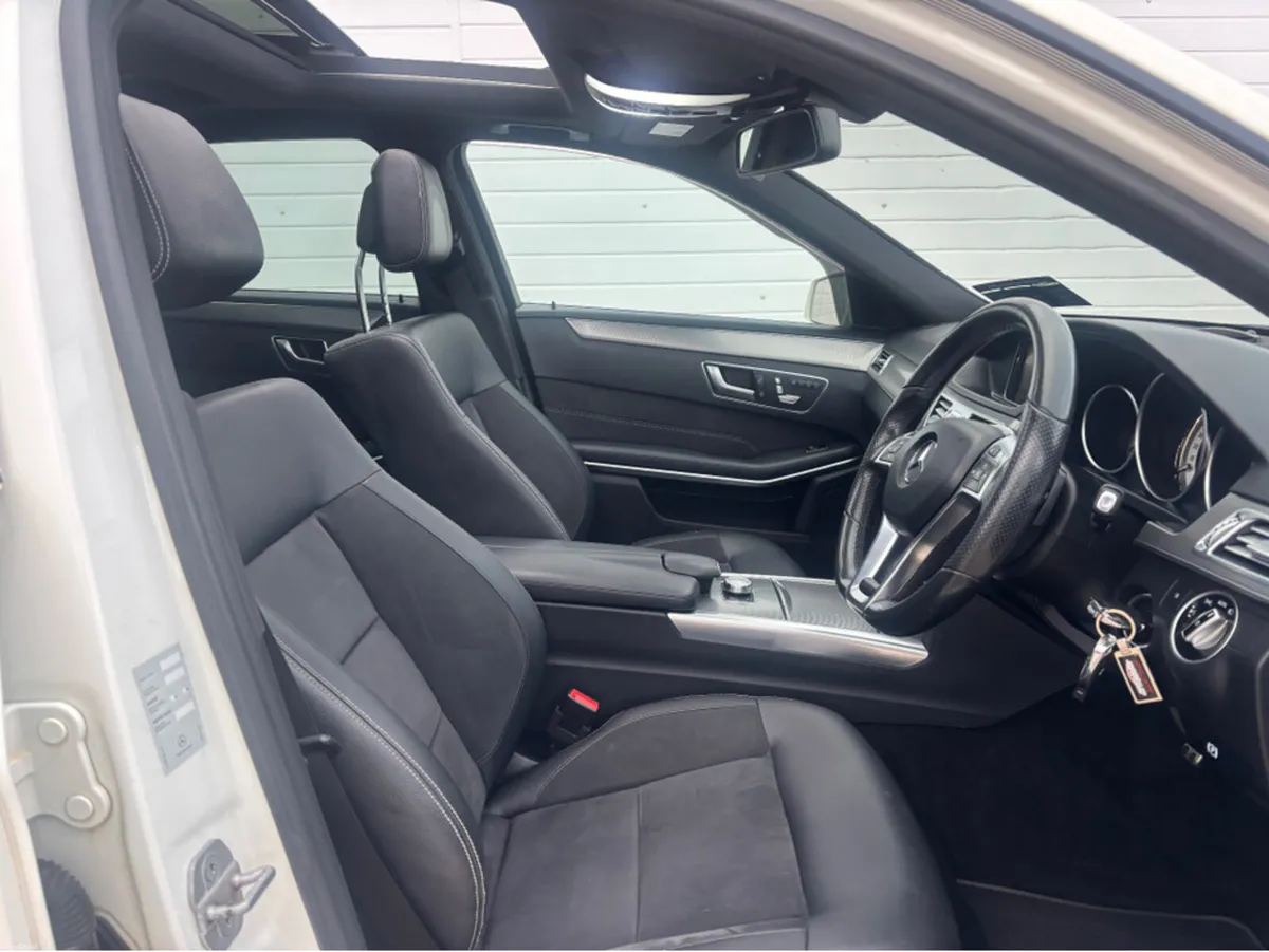 Mercedes-Benz E-Class E350 AMG PREMIUM AUTO - Image 3
