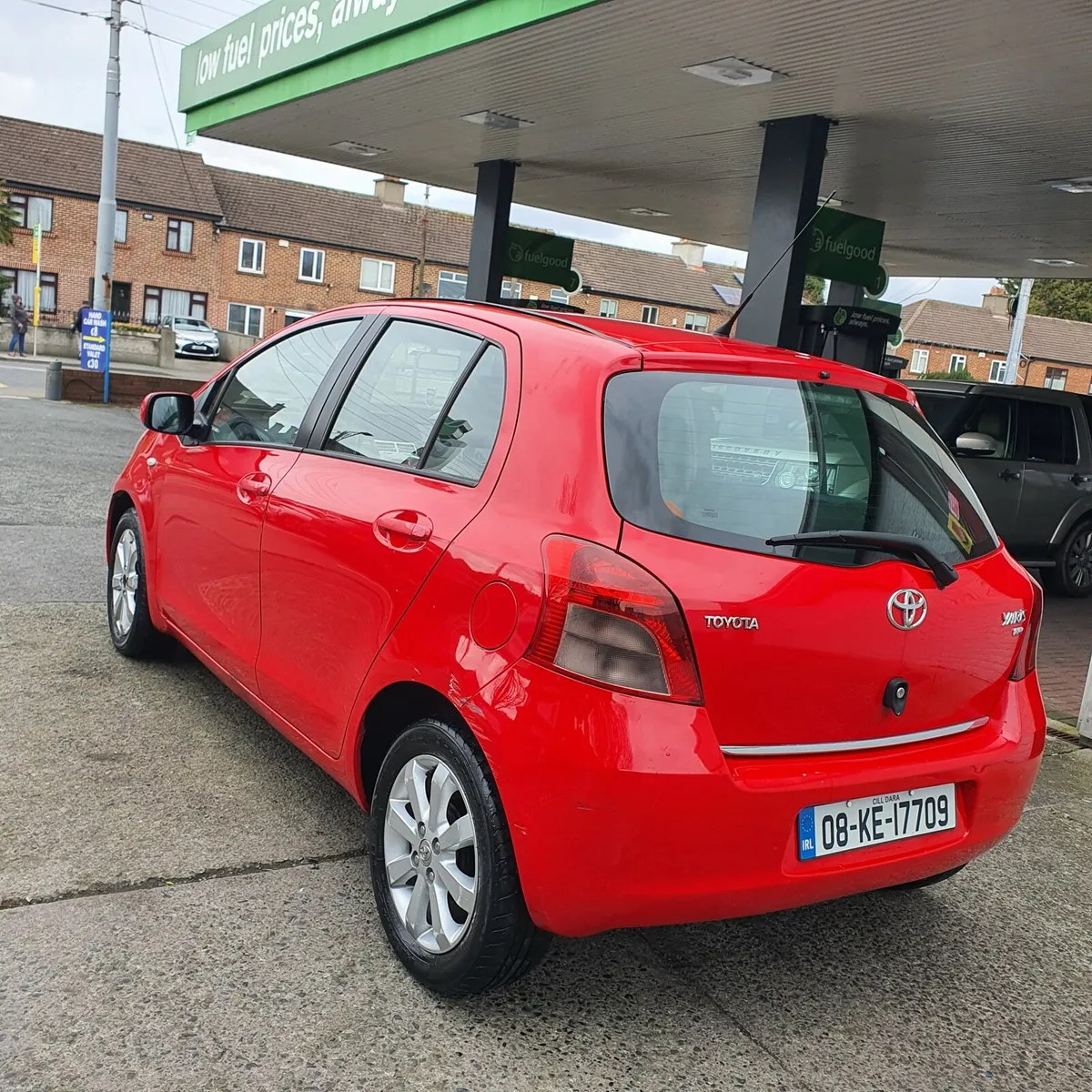 Toyota Yaris 1.3 VVT-i ***better than 1.0*** - Image 4