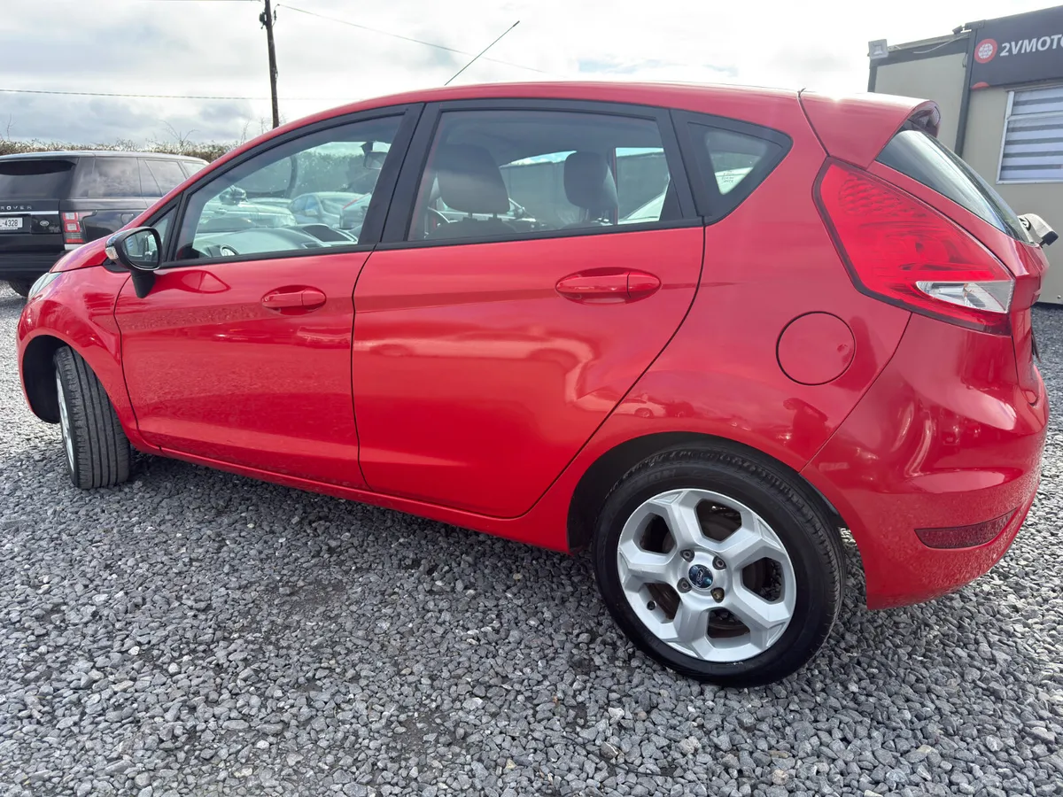 🔵 Ford Fiesta 1.25 STYLE 60BHP  1 OWNER FROM NEW - Image 3