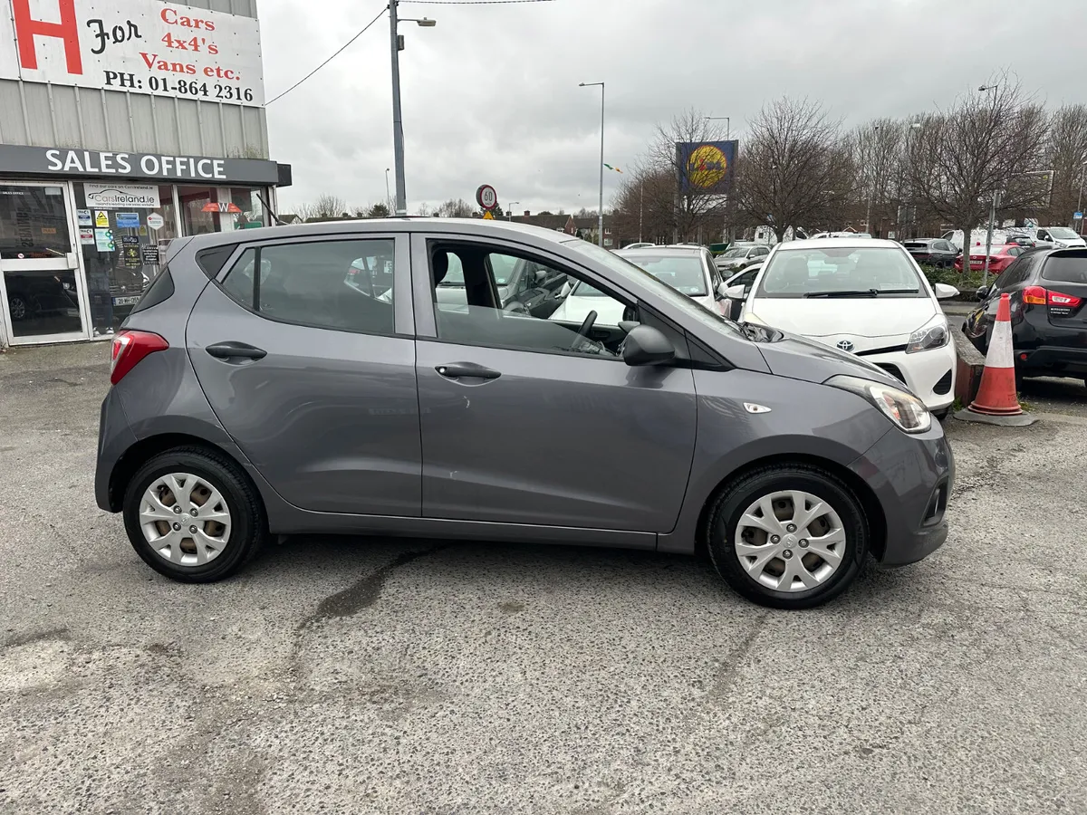 Hyundai i10 1.0 Petrol NCT LOW KMS - Image 5