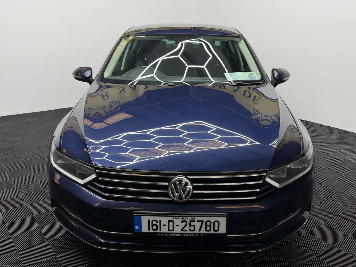 2016 Volkswagen Passat Highline New nct - Image 3