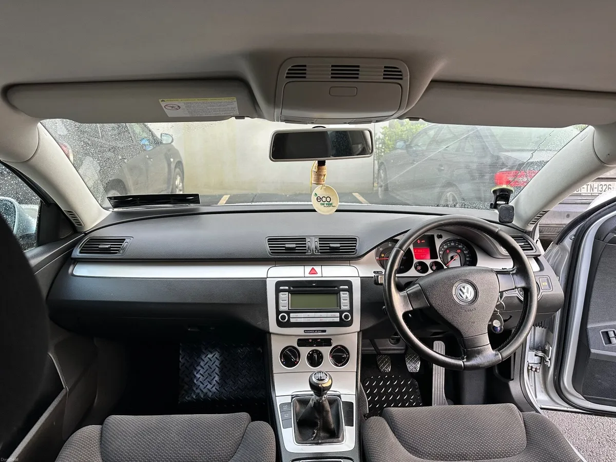 Volkswagen Passat Estate 2008 - Image 1