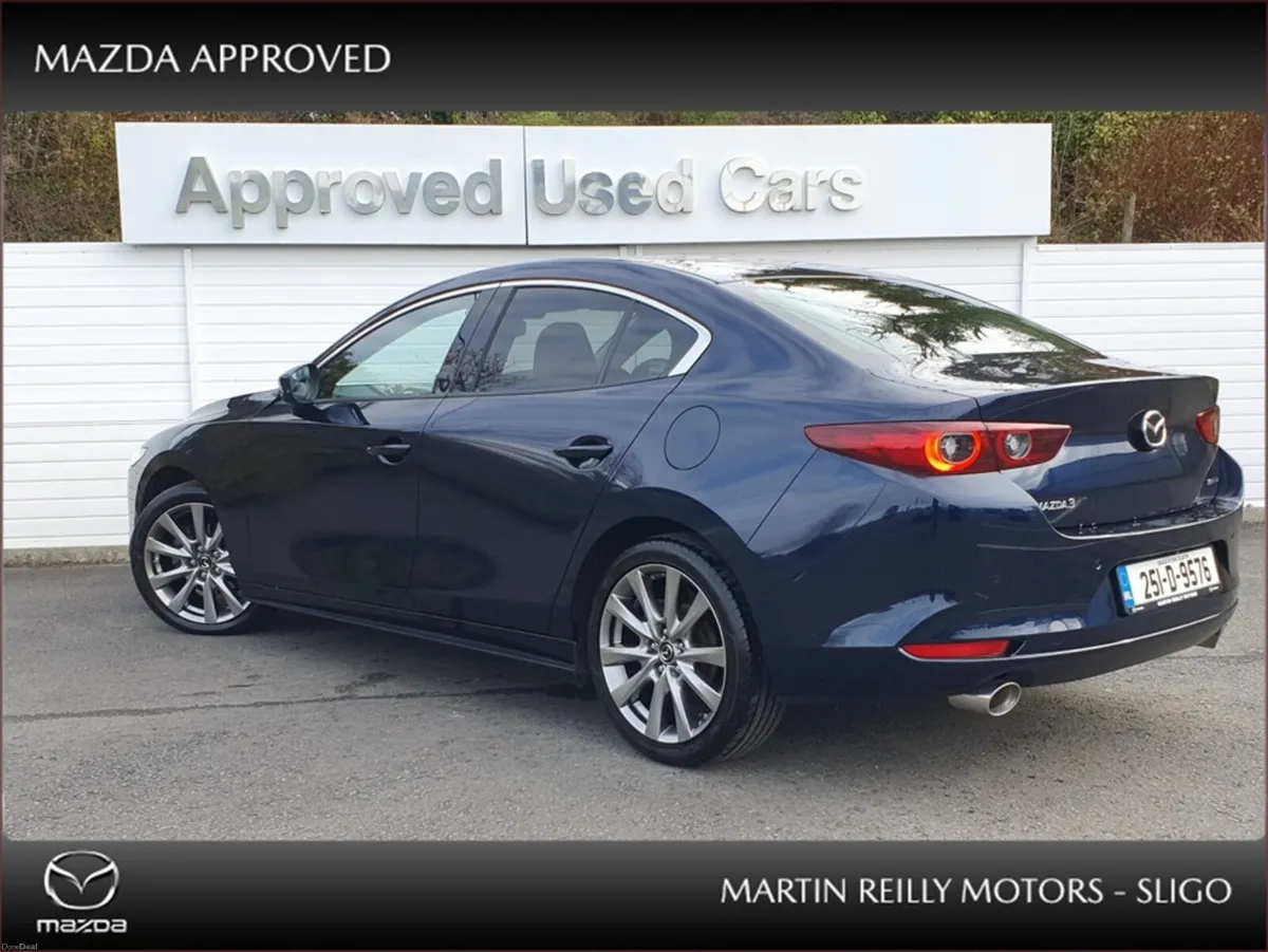 Mazda Mazda3 e-SkyActiv X Exclusive Line - Sunroof - Image 2