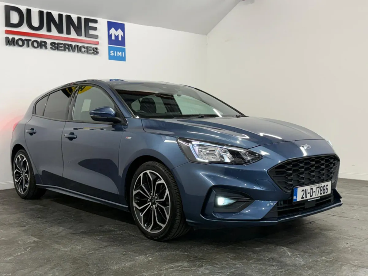 Ford Focus **ST-LINE EDITION**MILD HYBRID**DIAMOND - Image 3