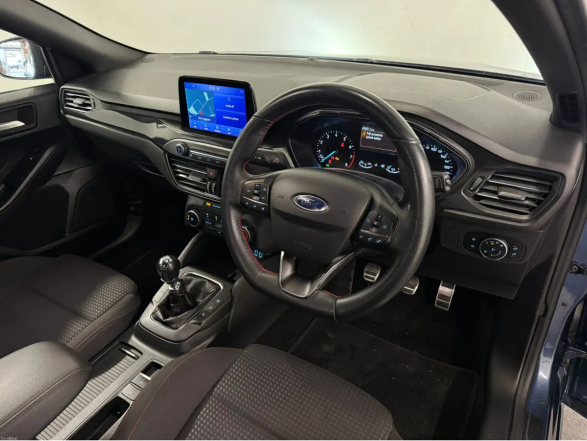Ford Focus **ST-LINE EDITION**MILD HYBRID**DIAMOND - Image 6