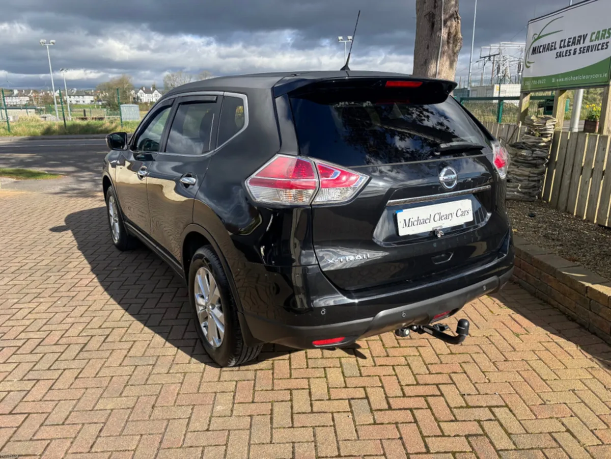 Nissan X-Trail 1.6 DSL SV 7 SEAT E6 4 4DR - Image 4