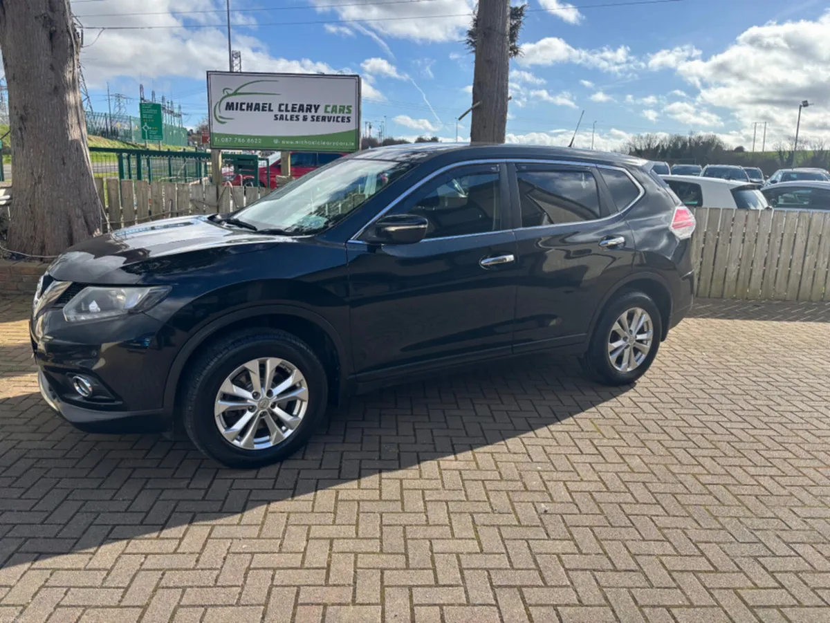 Nissan X-Trail 1.6 DSL SV 7 SEAT E6 4 4DR - Image 2