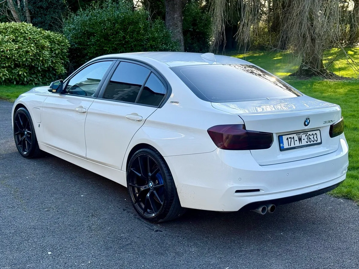 171 BMW 330E 195k kms NEW NCT 01/28 - Image 3