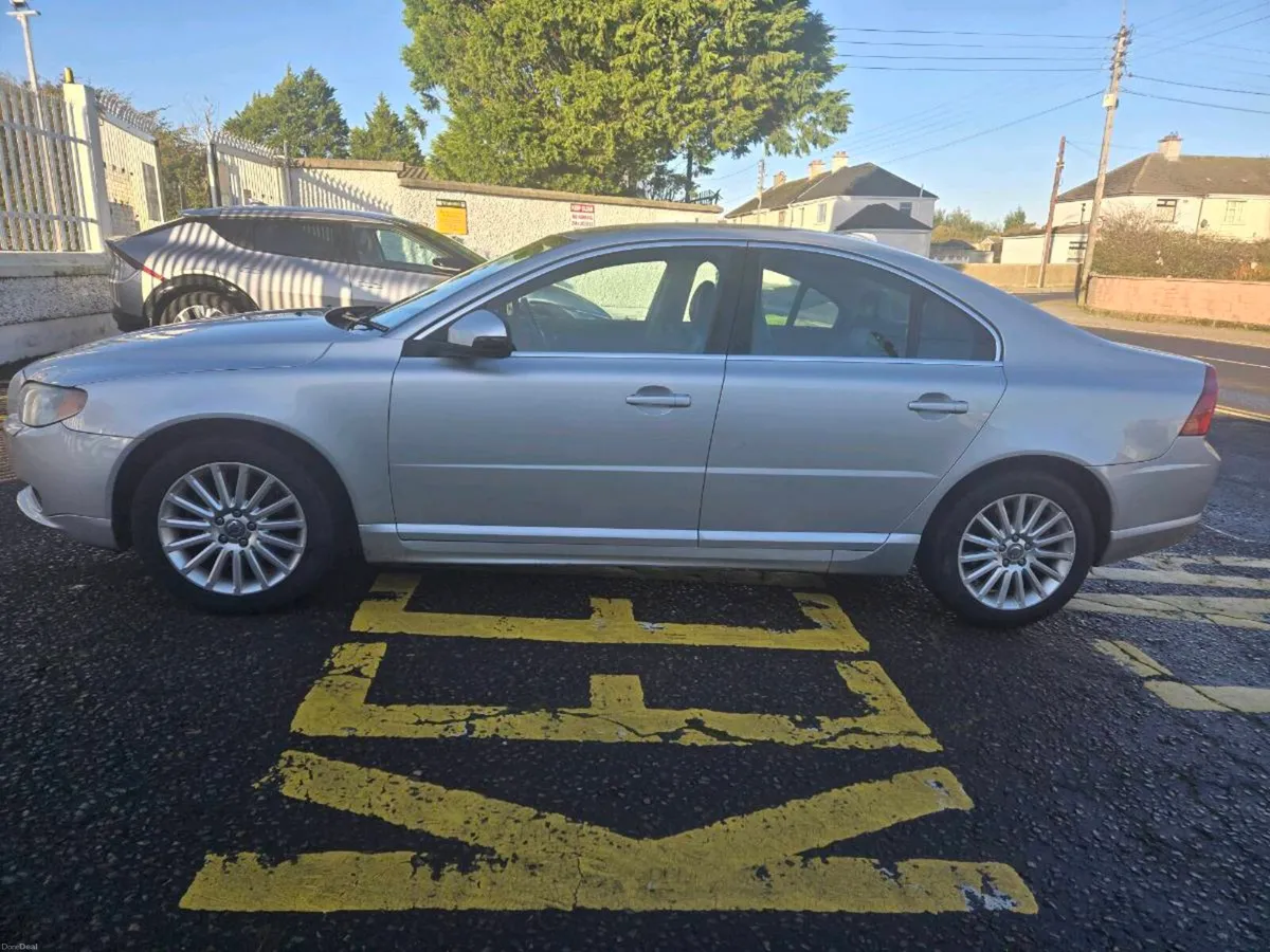 Volvo S80 2008 - Image 2