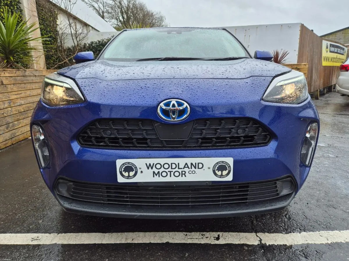 Toyota Yaris Cross 1.5 HYBRID / X SPEC / TAX €160 - Image 3