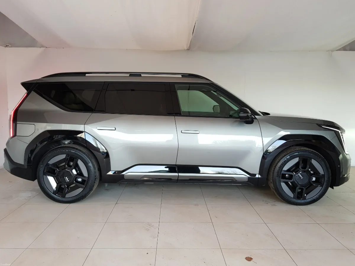 Kia EV9 - Image 2