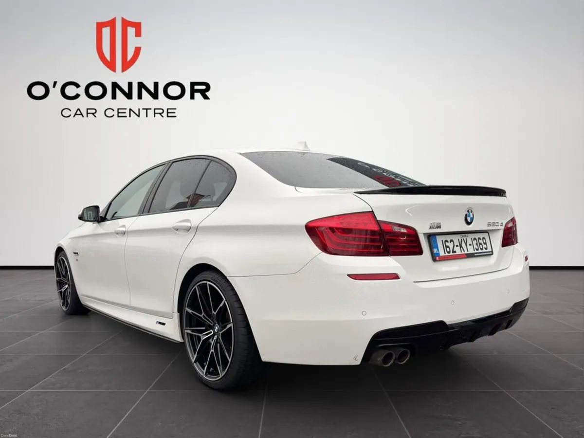 BMW 5-Series "Luxury comfort with M Sport attitude - Image 4