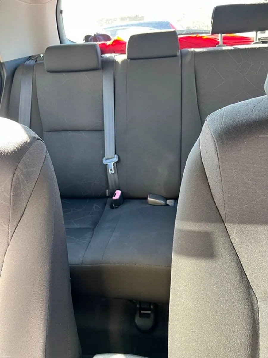 Toyota Auris - LOW MILEAGE - Petrol 2008 - Image 4