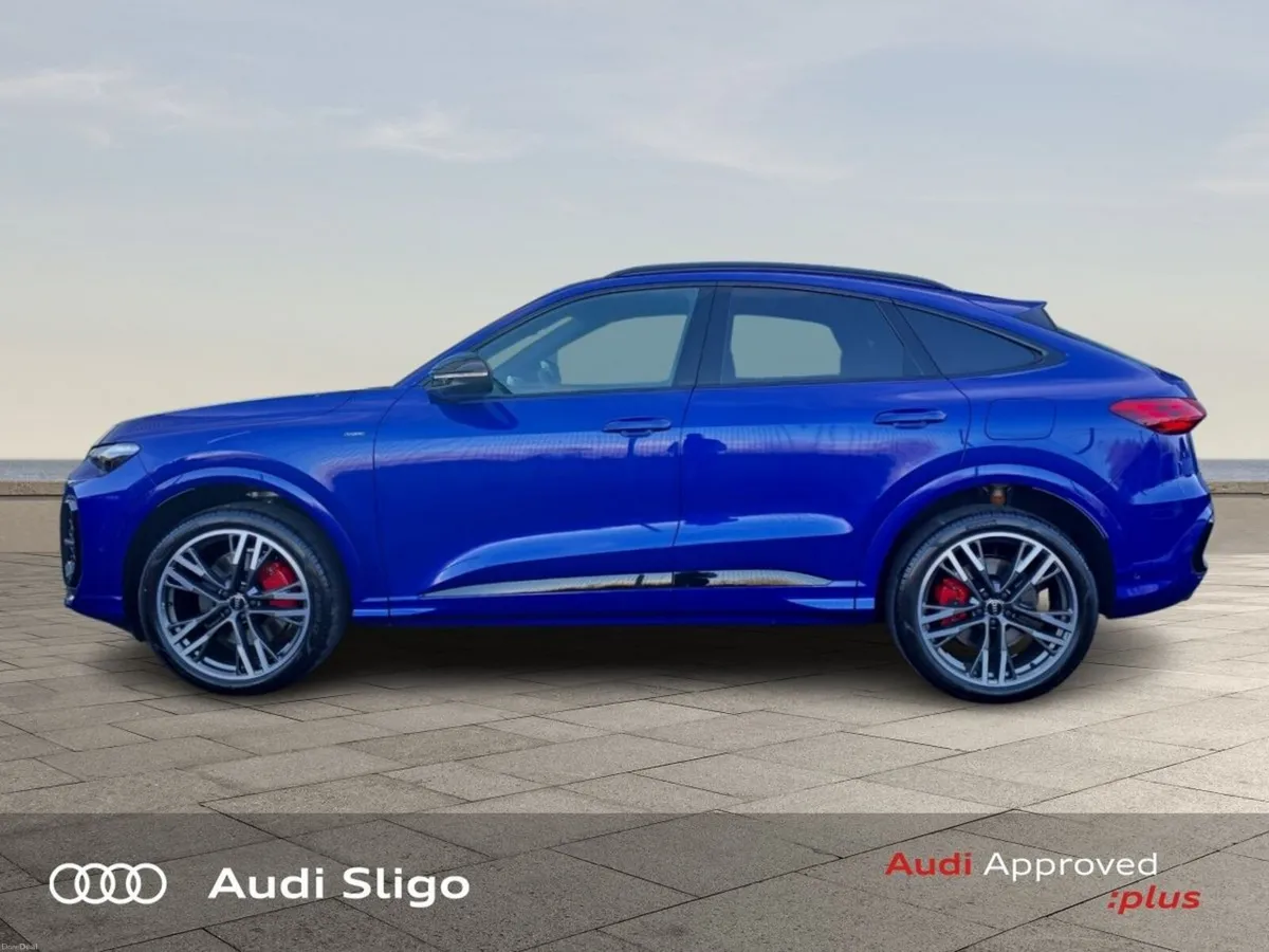 Audi Q5 SB Competition 362HP S line e-hybrid quatt - Image 4