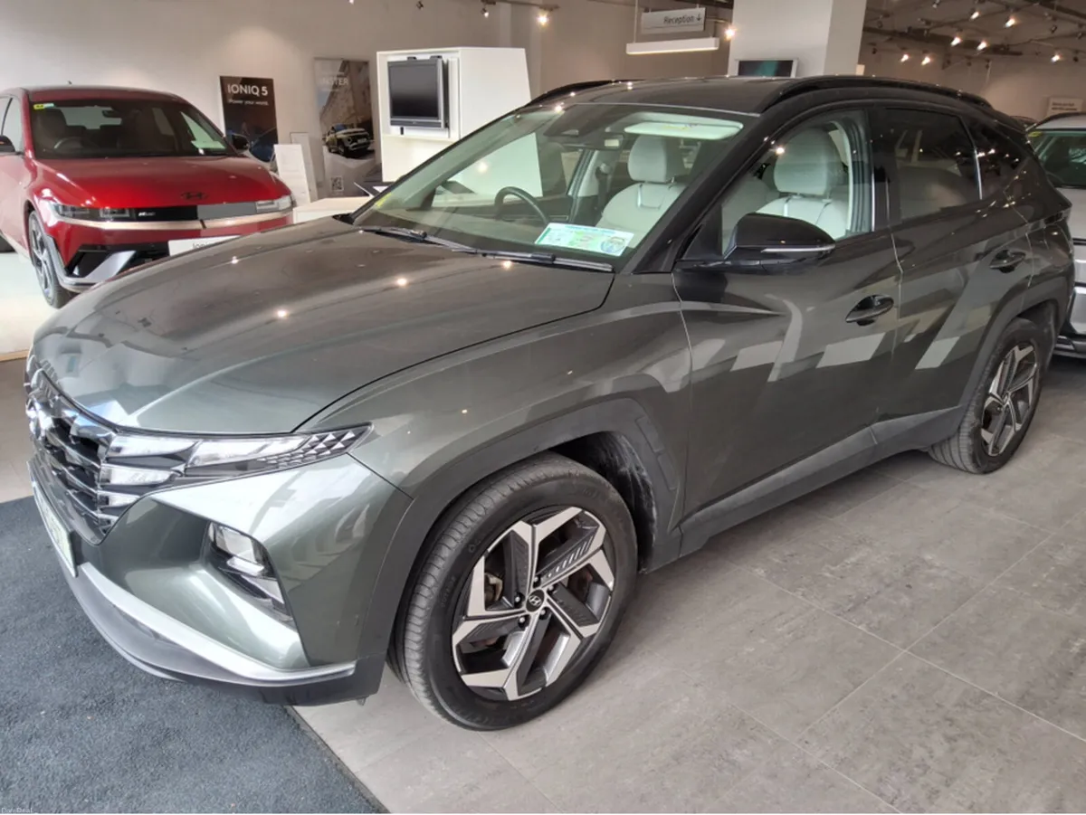 Hyundai Tucson Executive Plug In Hybrid - Two Tone - Image 2