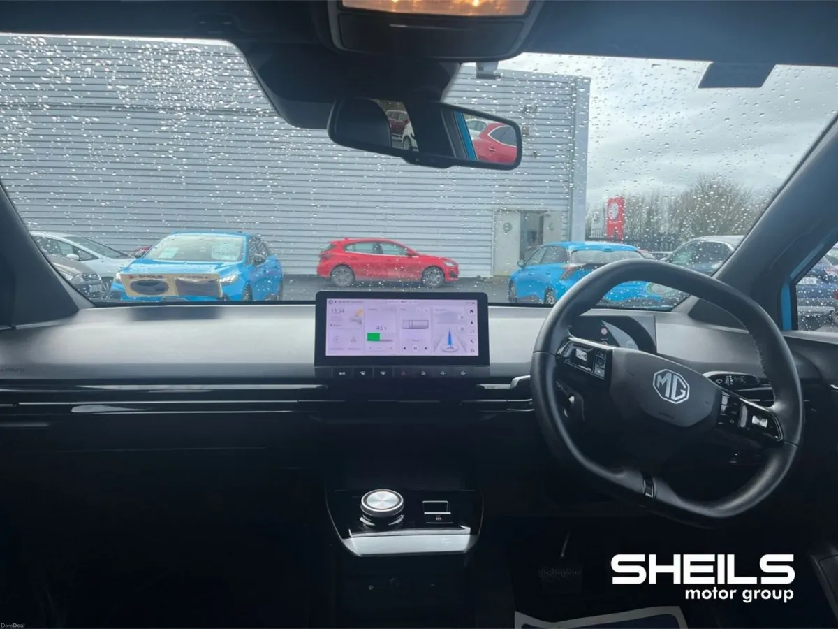 MG MG4 MG4 LR Exclusive - Image 3