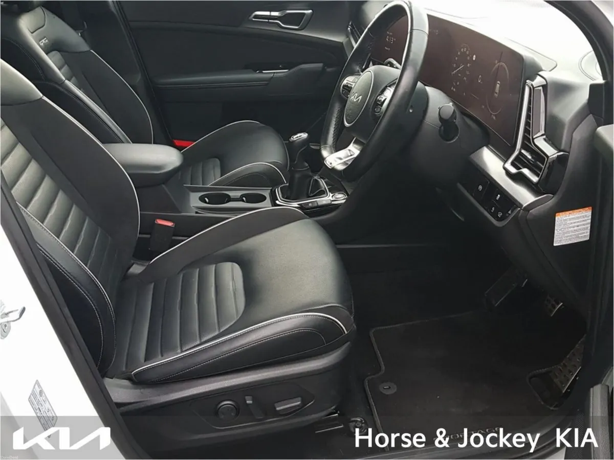 Kia Sportage GT Line SR MHEV - Image 3