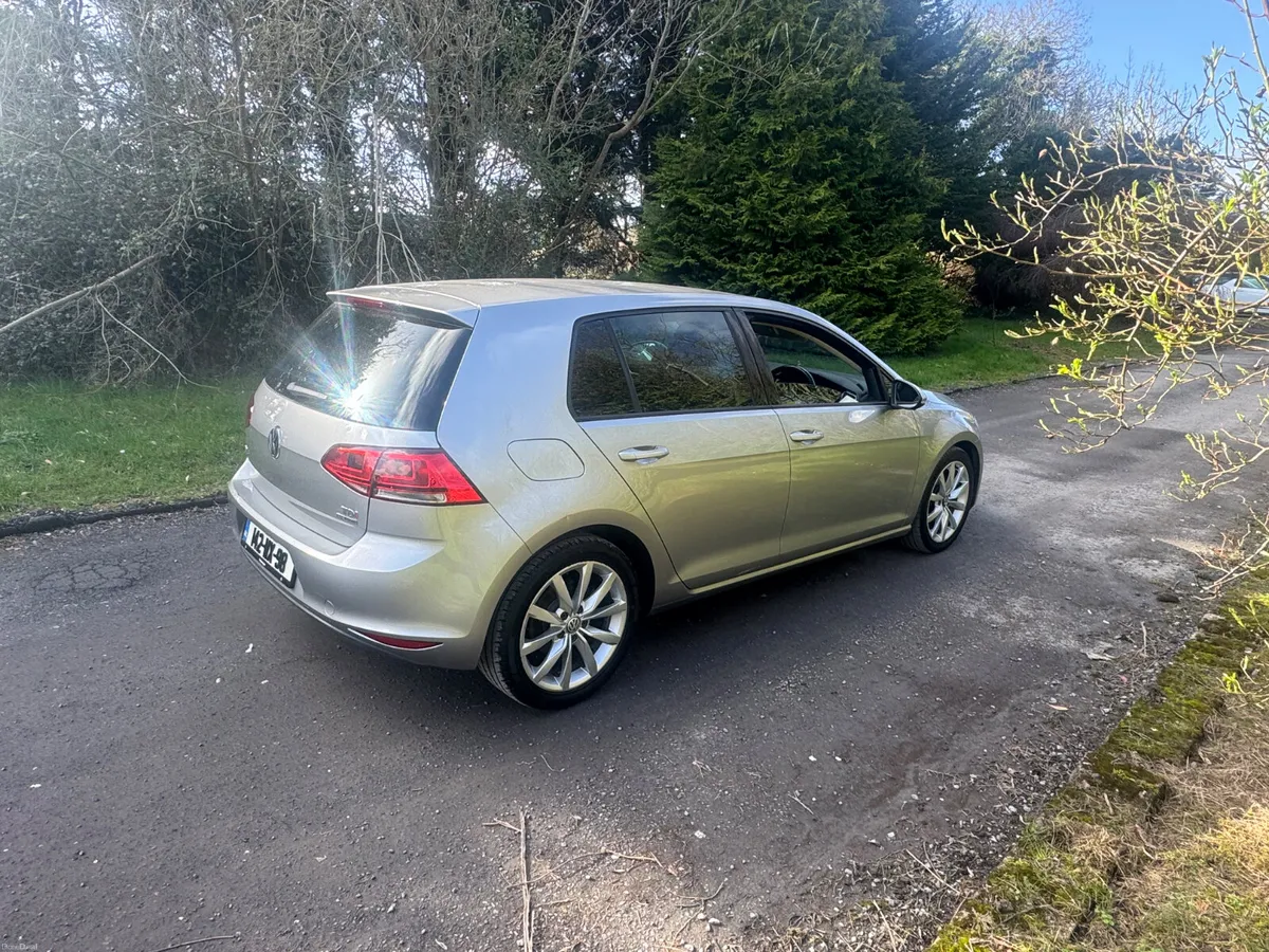14 Volkswagen Golf 1.6 TDI HIGH-LINE - Image 2