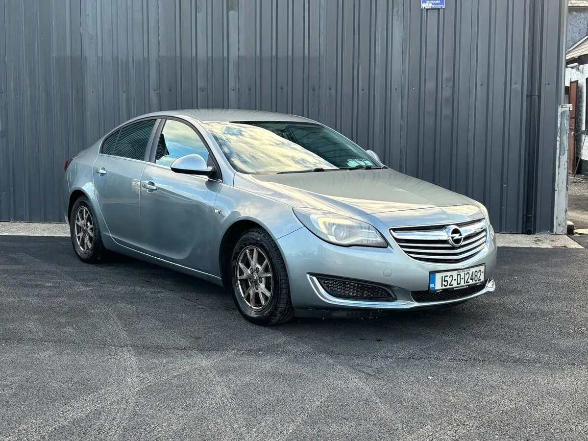 2015 opel Insigina - Image 1