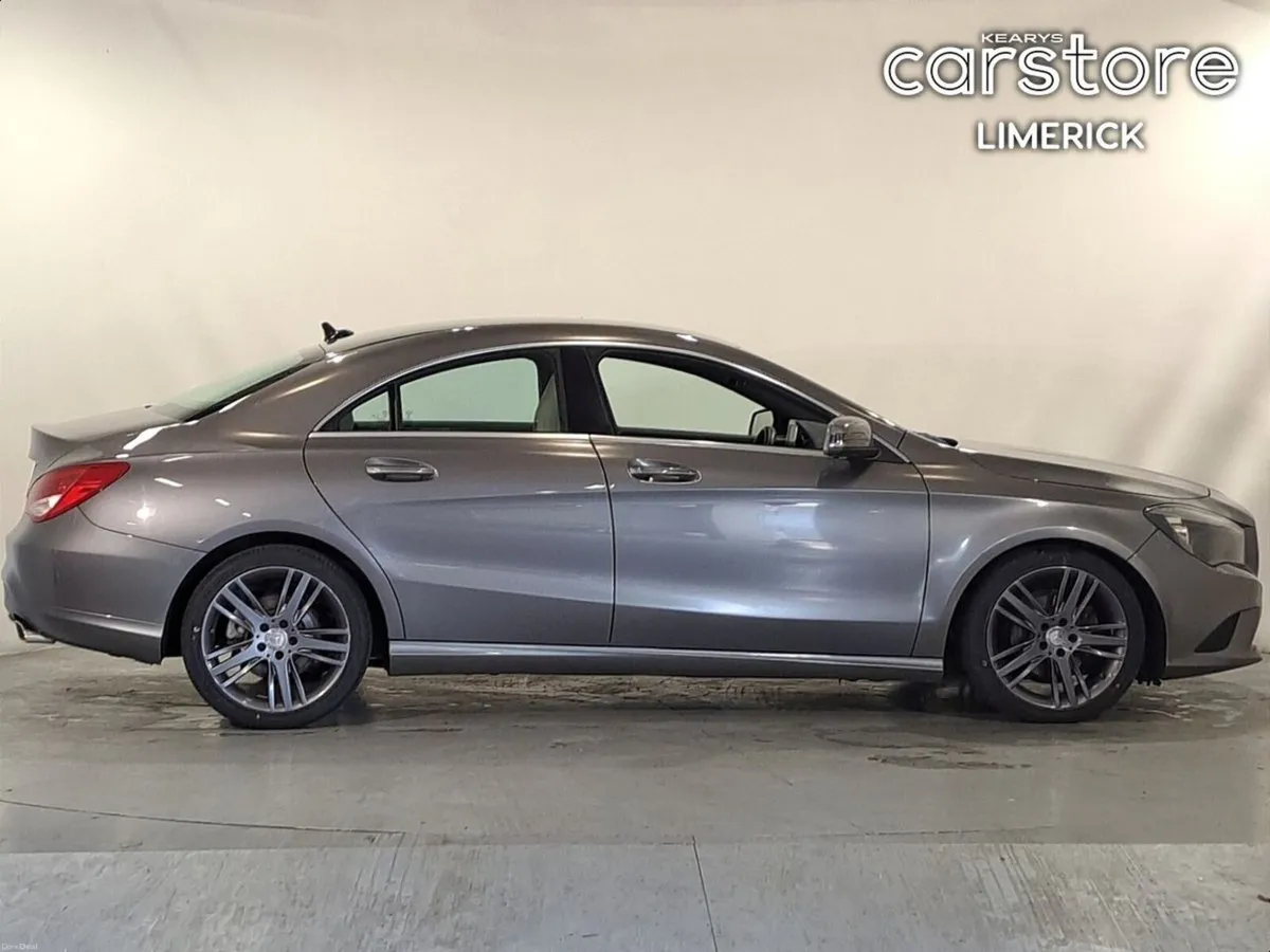 Mercedes-Benz CLA 180 D URBAN A/T - Image 2
