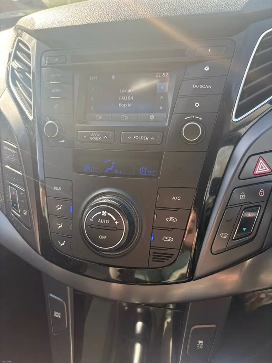 2015 Hyundai I40 (152) - Image 3