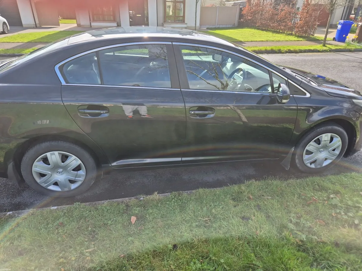 Toyota Avensis 2012 2.0 Diesel – NCT 01/27 - Image 1