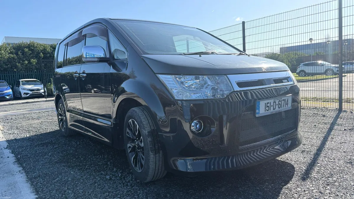 For Sale: 2015 Mitsubishi Delica D:5 Roadest G Pow - Image 2