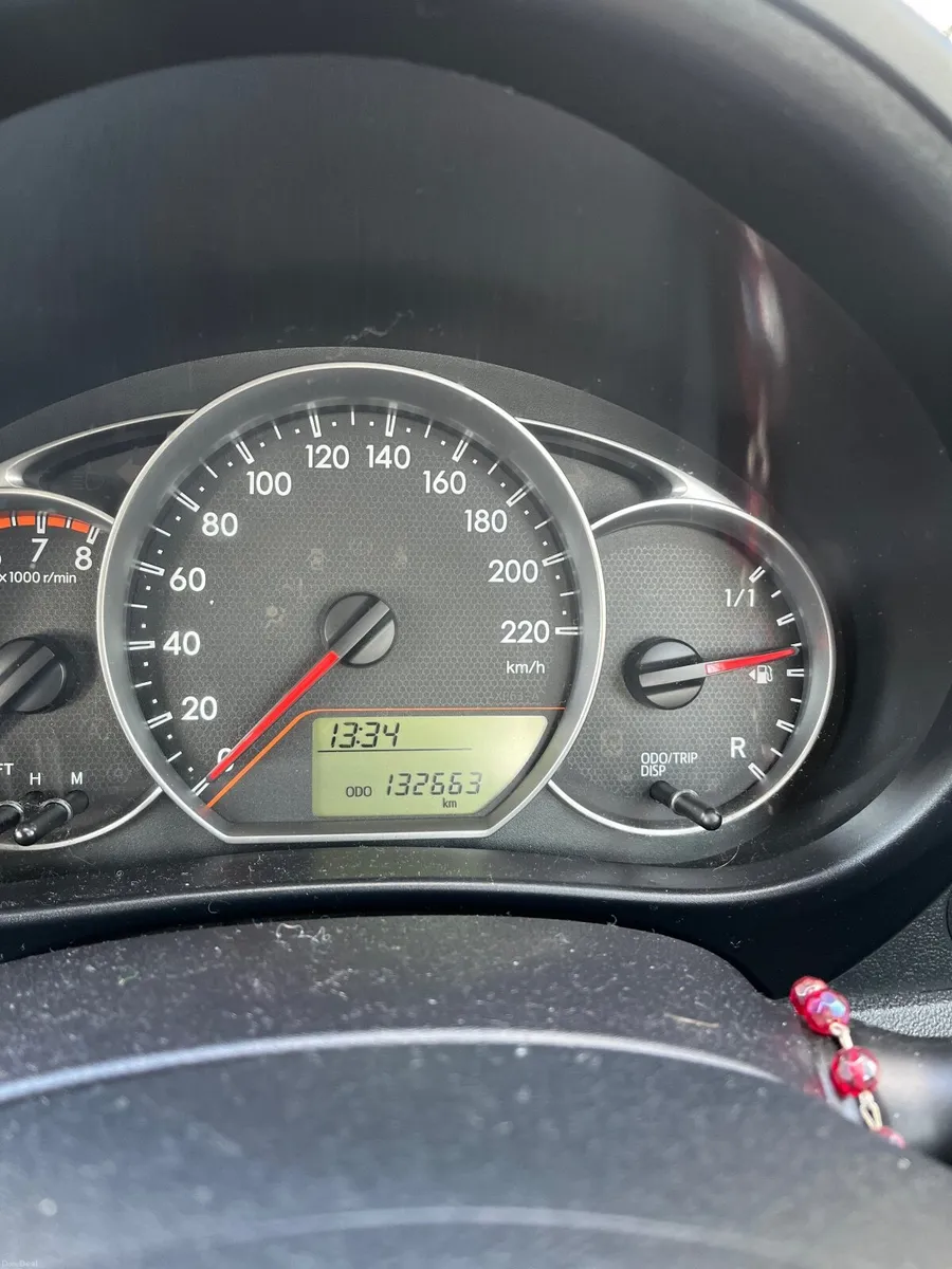 Toyota Verso-S 2012 - Image 4