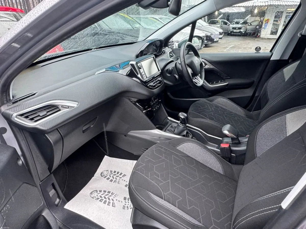 Peugeot 2008 1.6 HDI, ACTIVE MODEL, LOW MILES, FIN - Image 3