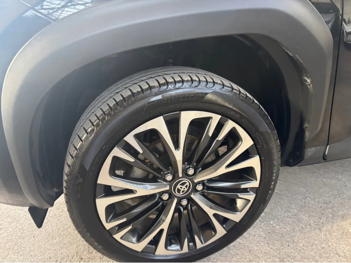 Toyota Yaris Yaris cross 1.5 Hybrid Self charging - Image 4