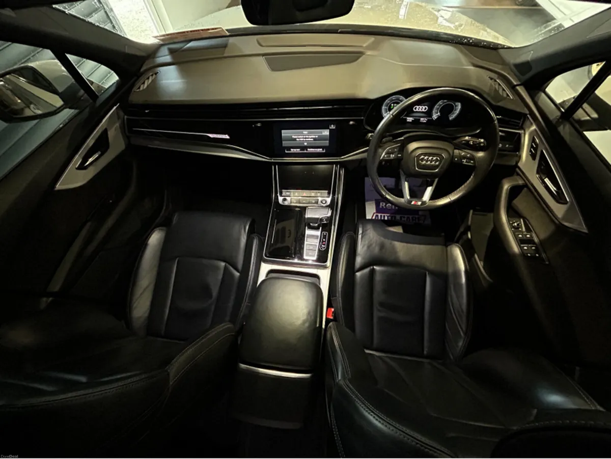 Audi Q7 S LINE 55 TFSI E QUATTRO HYBRID - Image 2