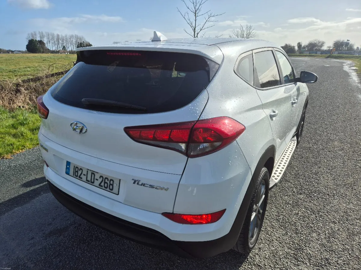 182 HYUNDAI TUCSON PREMIUM SE CRDI BLUE DRIVE ISG - Image 4