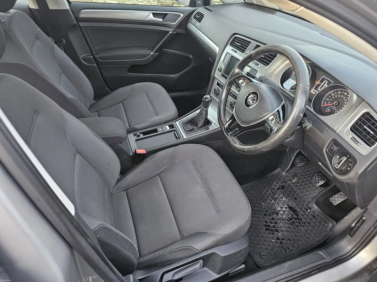 Volkswagen golf estate 2.0 TDI sport bluemotion - Image 4