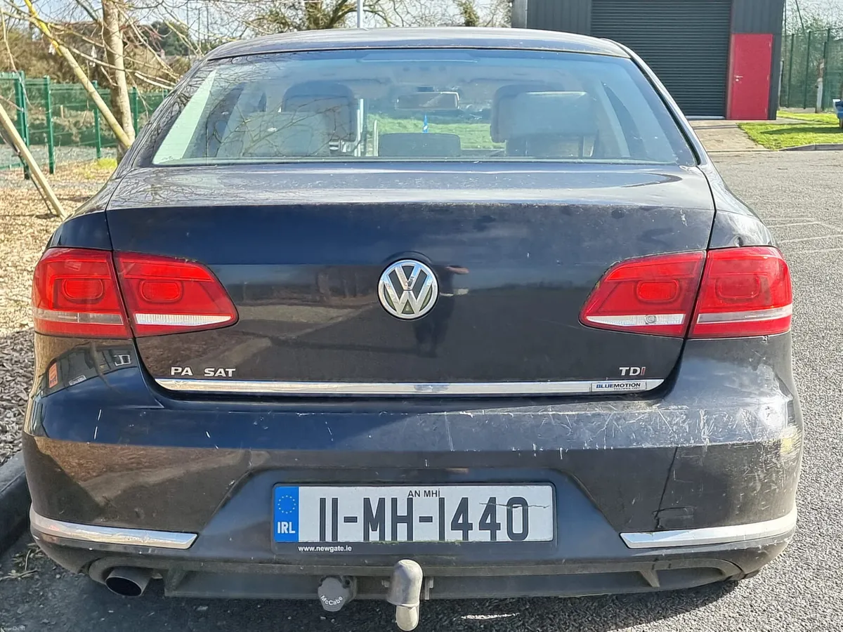 2011 Volkswagen passat tdi highline €990 - Image 2