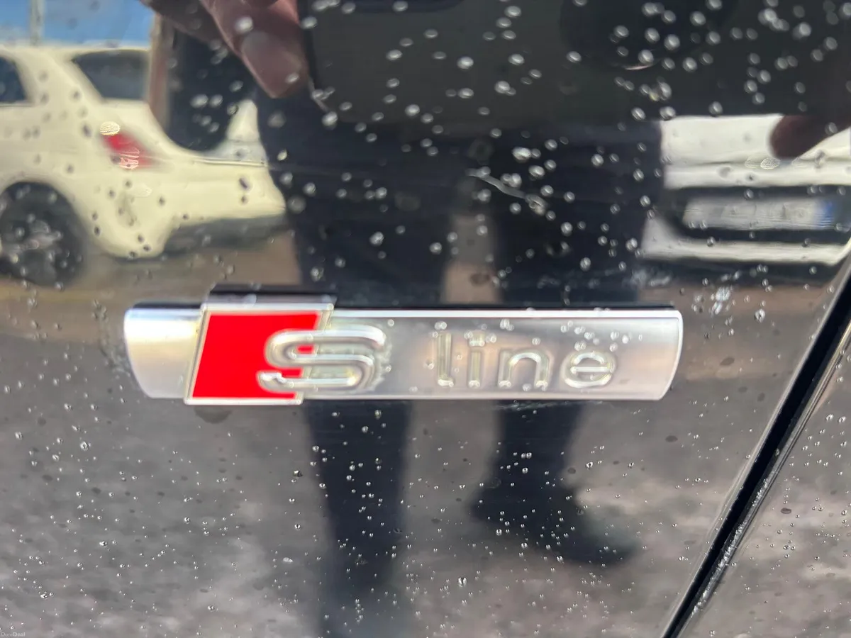 Audi A5 2013  S LINE  QUATTRO  COUPE - Image 2