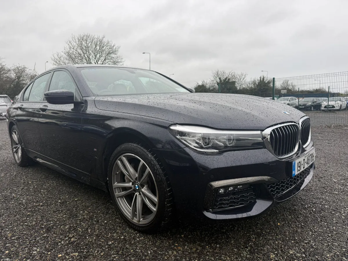 BMW 7-Series 2019 - Image 2