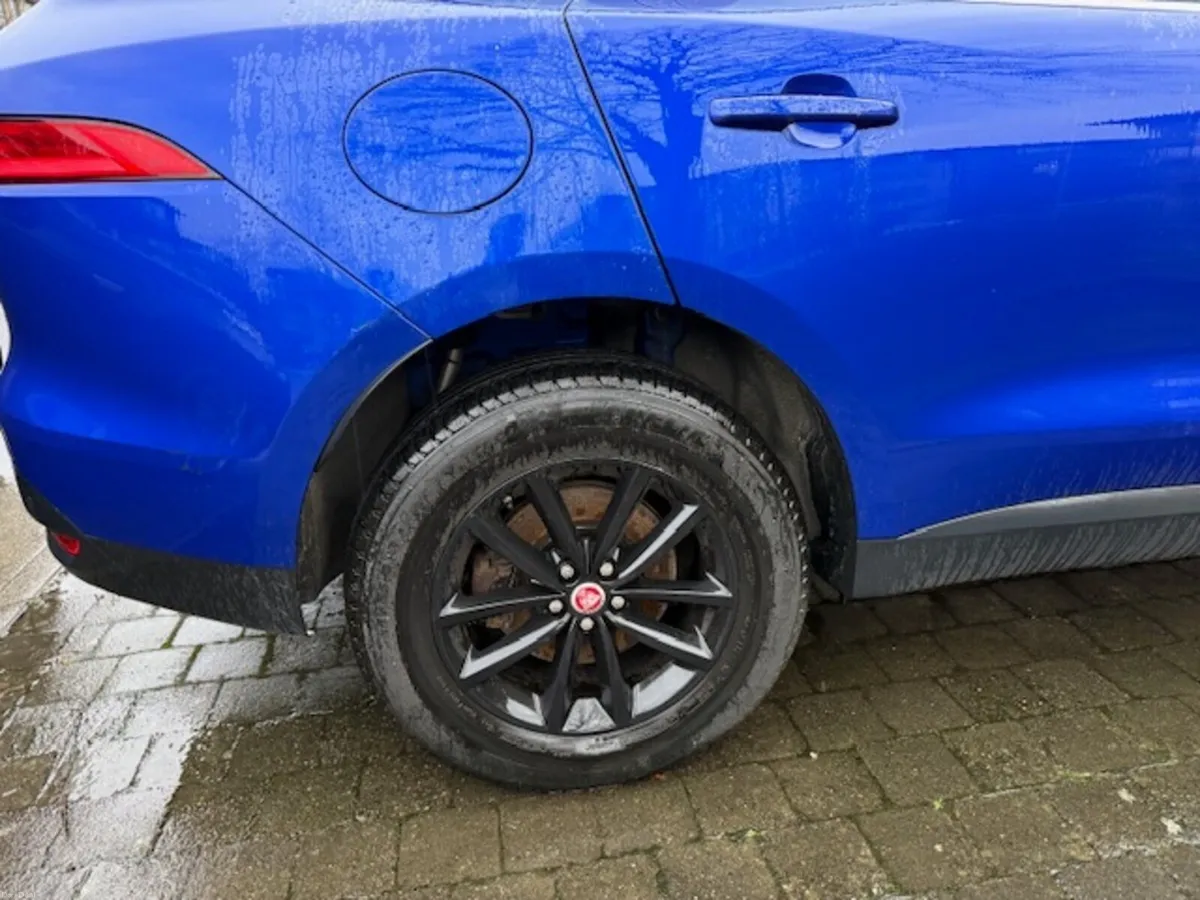 Jaguar F-Pace 2019 - Image 3