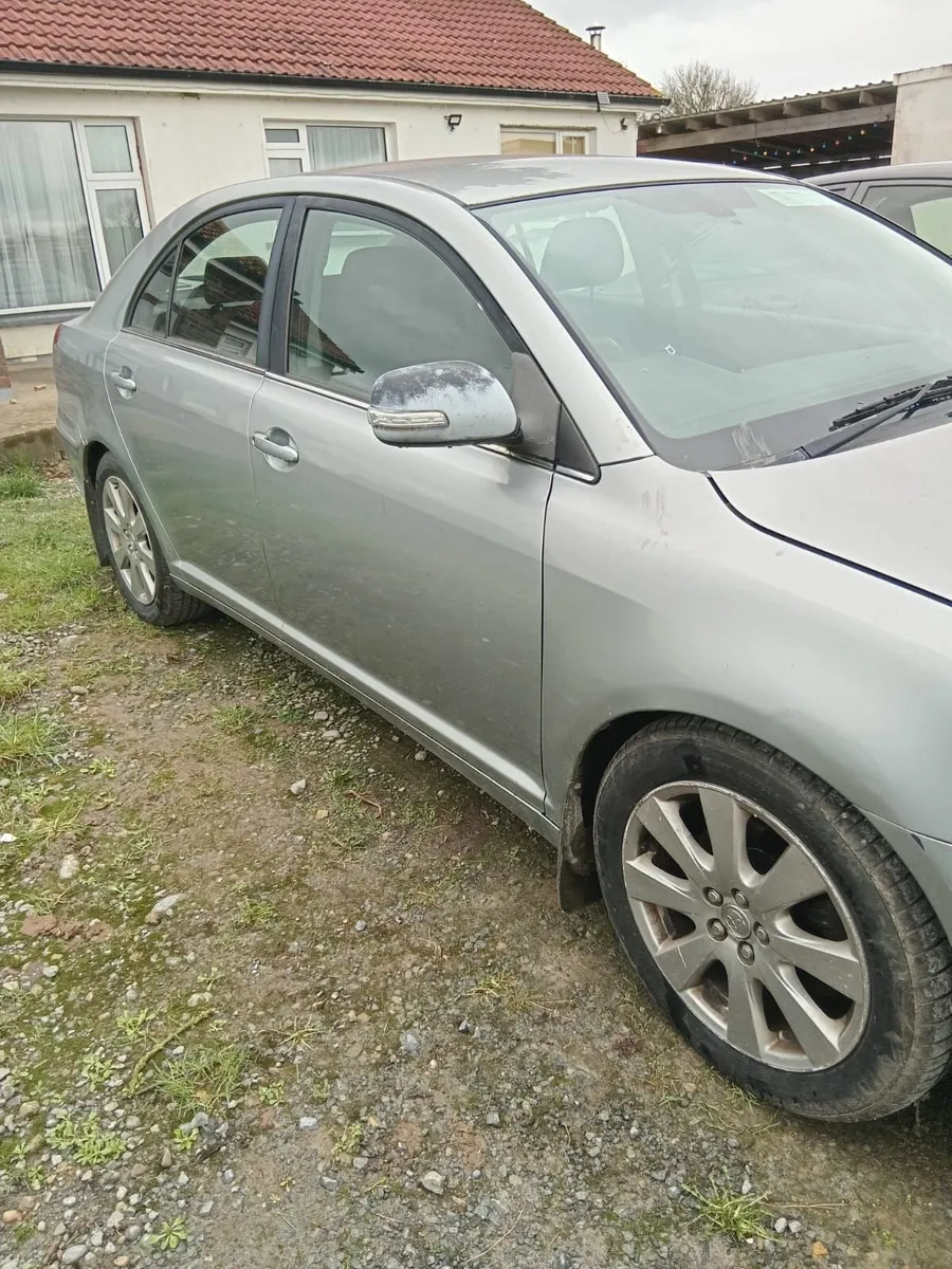 Toyota Avensis 2008 - Image 2
