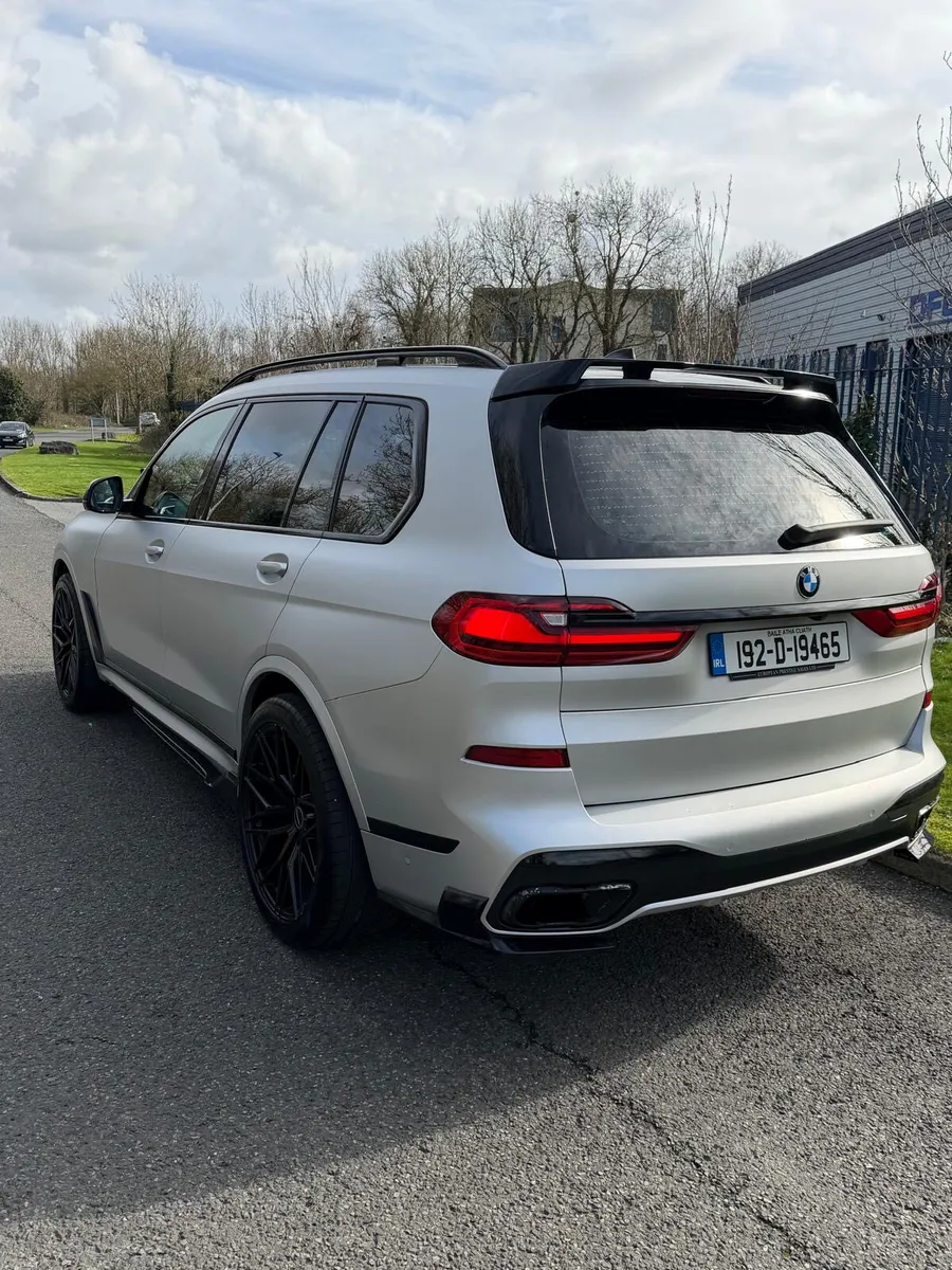 BMW X7 2019 M50D 3.0 6S TOP SPEC - Image 3
