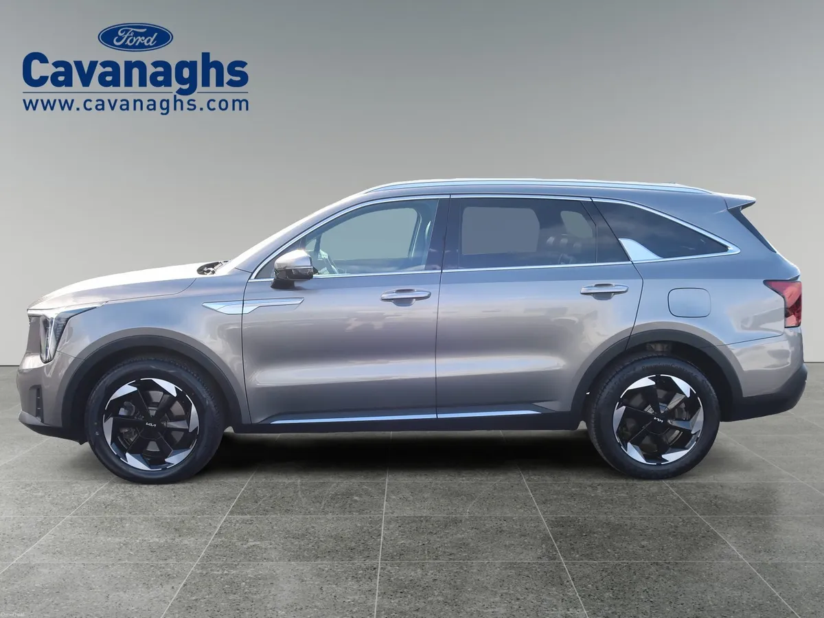 2024 Kia Sorento  2.2L Diesel PE 7S - Image 2