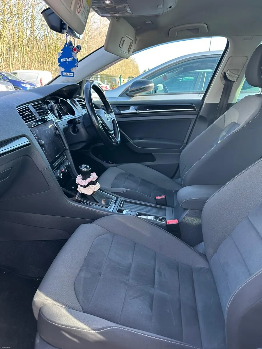 Volkswagen Golf - Image 1